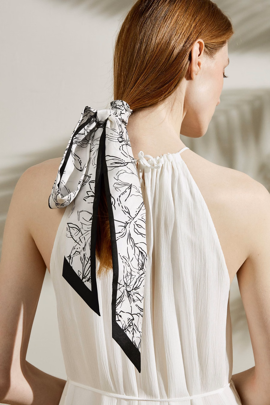 Bufanda de Seda de Cinta de Twill con Diseño Floral