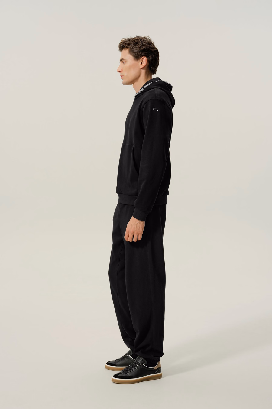 Sudadera con capucha de Silkerry para hombres