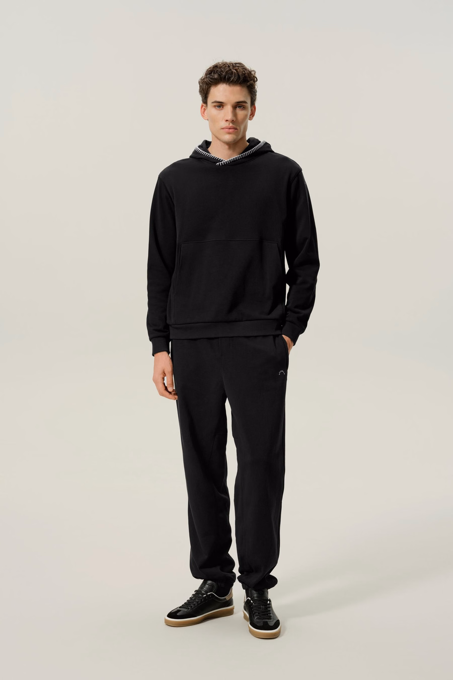 Sudadera con capucha de Silkerry para hombres