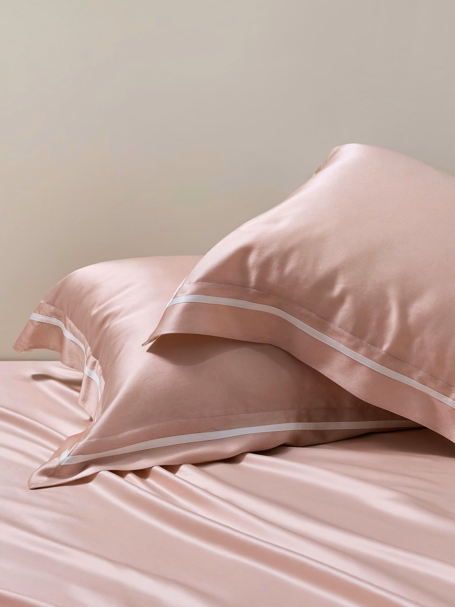 Juego de Ropa de Cama de Seda con Contraste Esencial