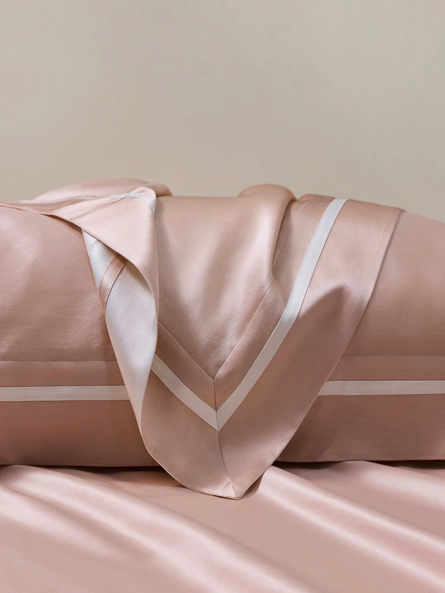 Juego de Ropa de Cama de Seda con Contraste Esencial