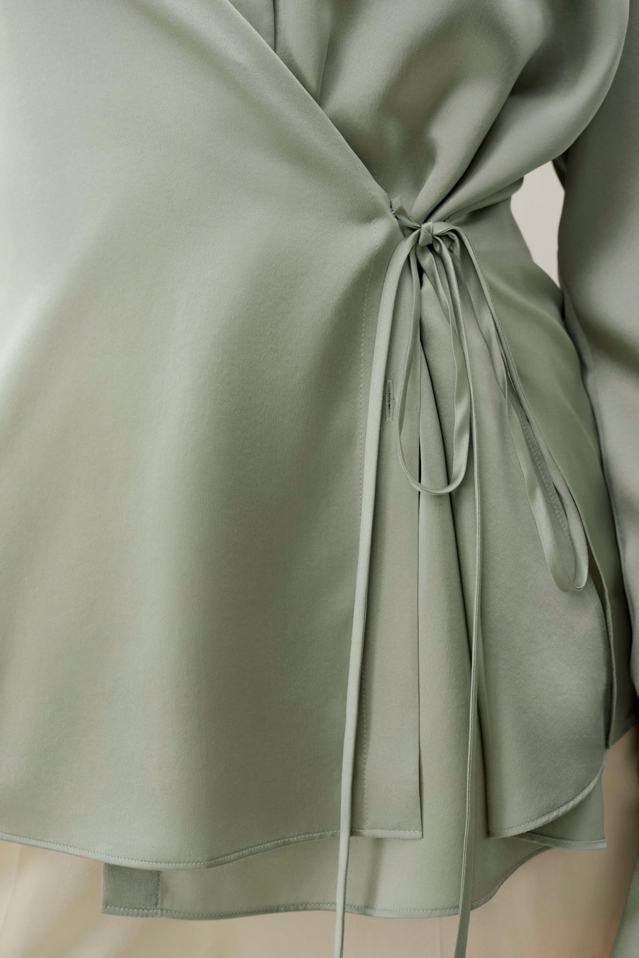 Camisa de seda charmeuse convertible