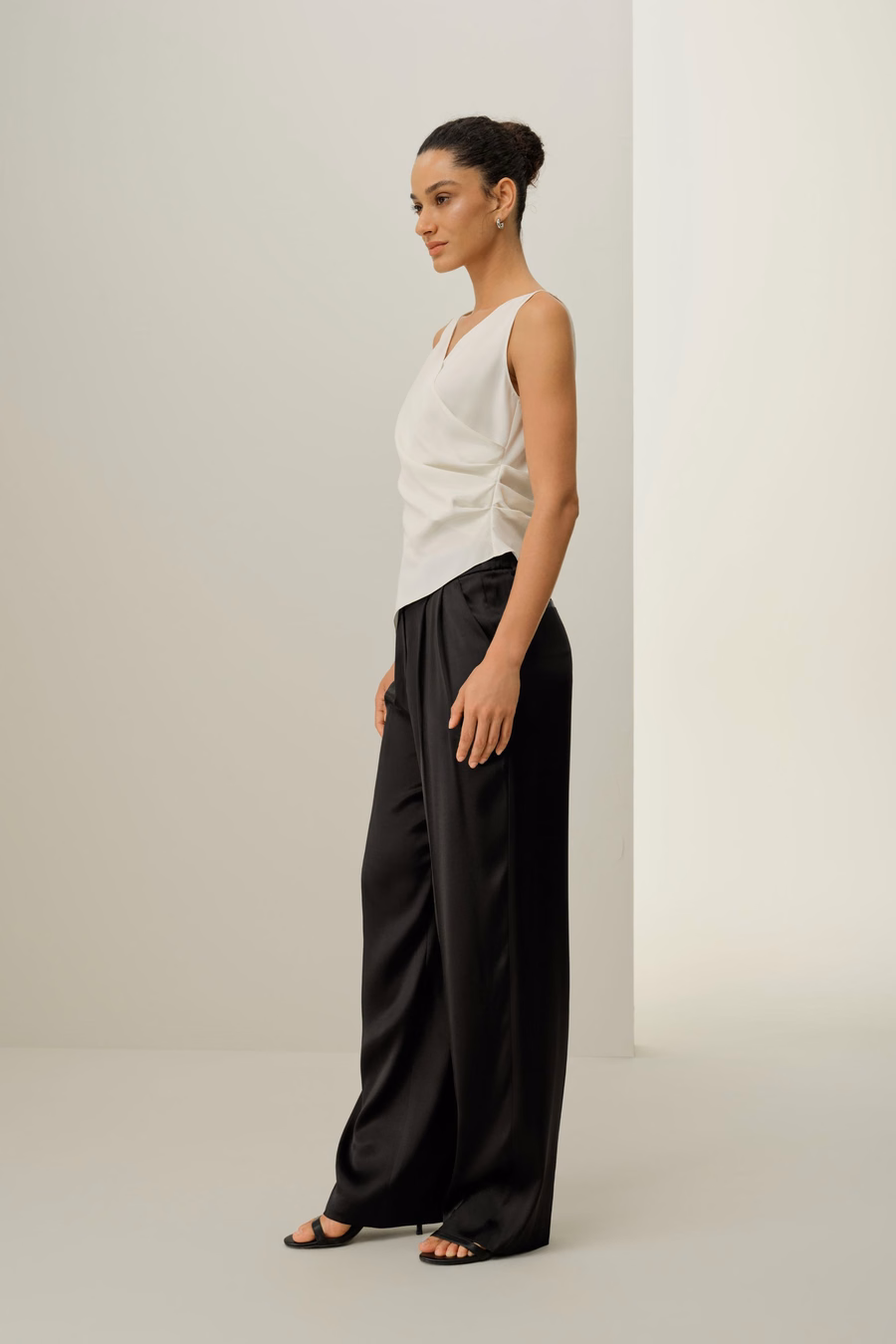 Top Élise con forma de V