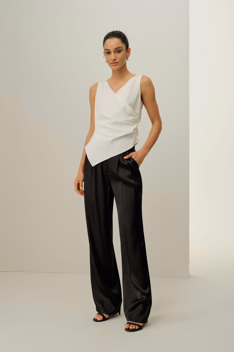 Top Élise con forma de V
