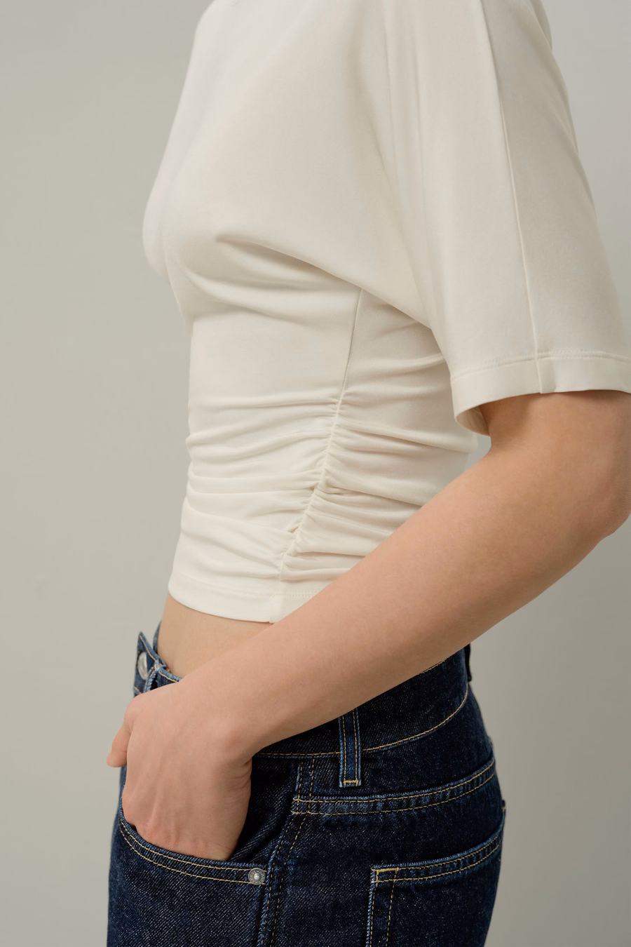Camisa de manga corta plisada de seda Breeze