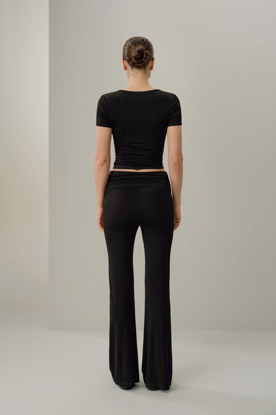 Silk Breeze Jersey V-neck Tee