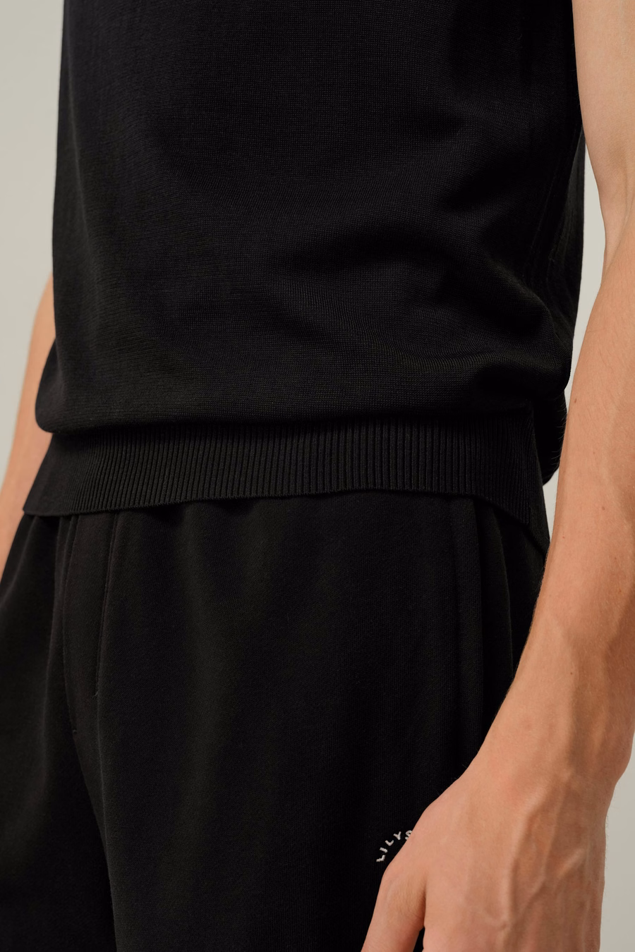 Camiseta de Cuello Redondo Regular de Seda y Algodón