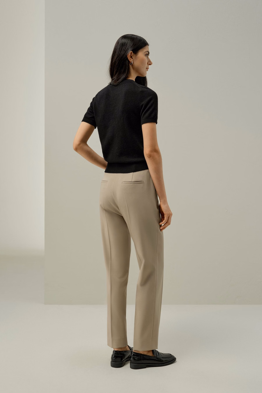 Pantalones slim fit de mezcla de seda y lana básicos