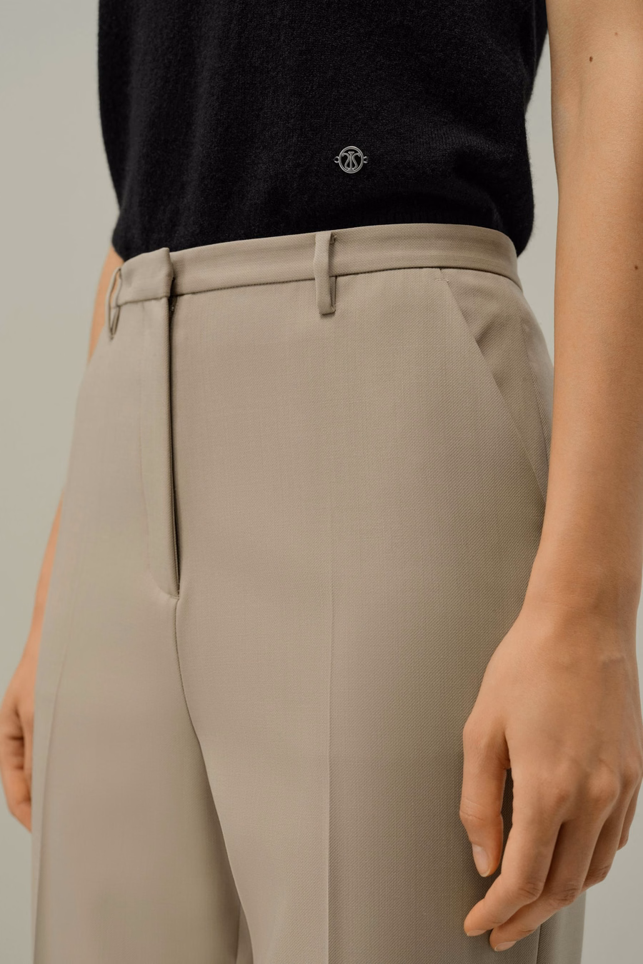 Pantalones slim fit de mezcla de seda y lana básicos