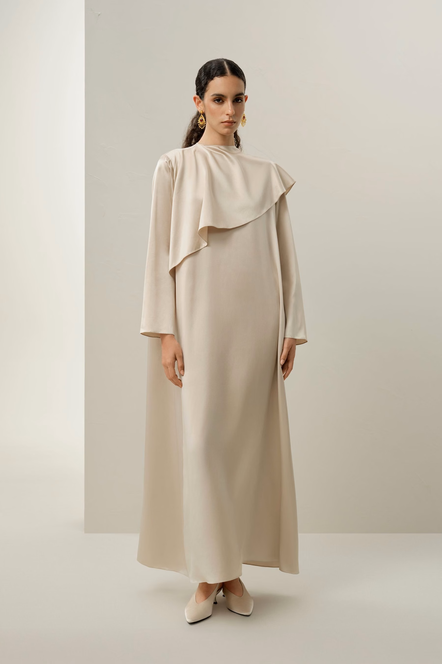 Vestido Maxi Asimétrico de Seda Charmeuse