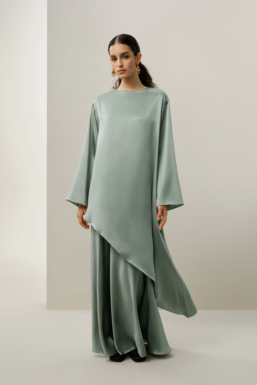 Blusa Asimétrica de Seda Charmeuse