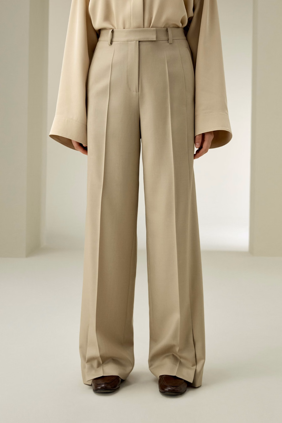 Pantalones rectos de mezcla de lana y seda