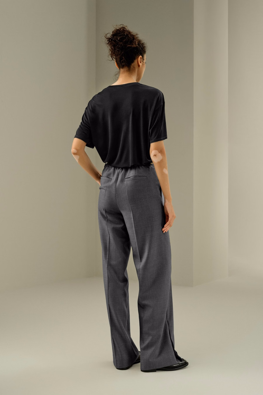Pantalones rectos de mezcla de lana y seda