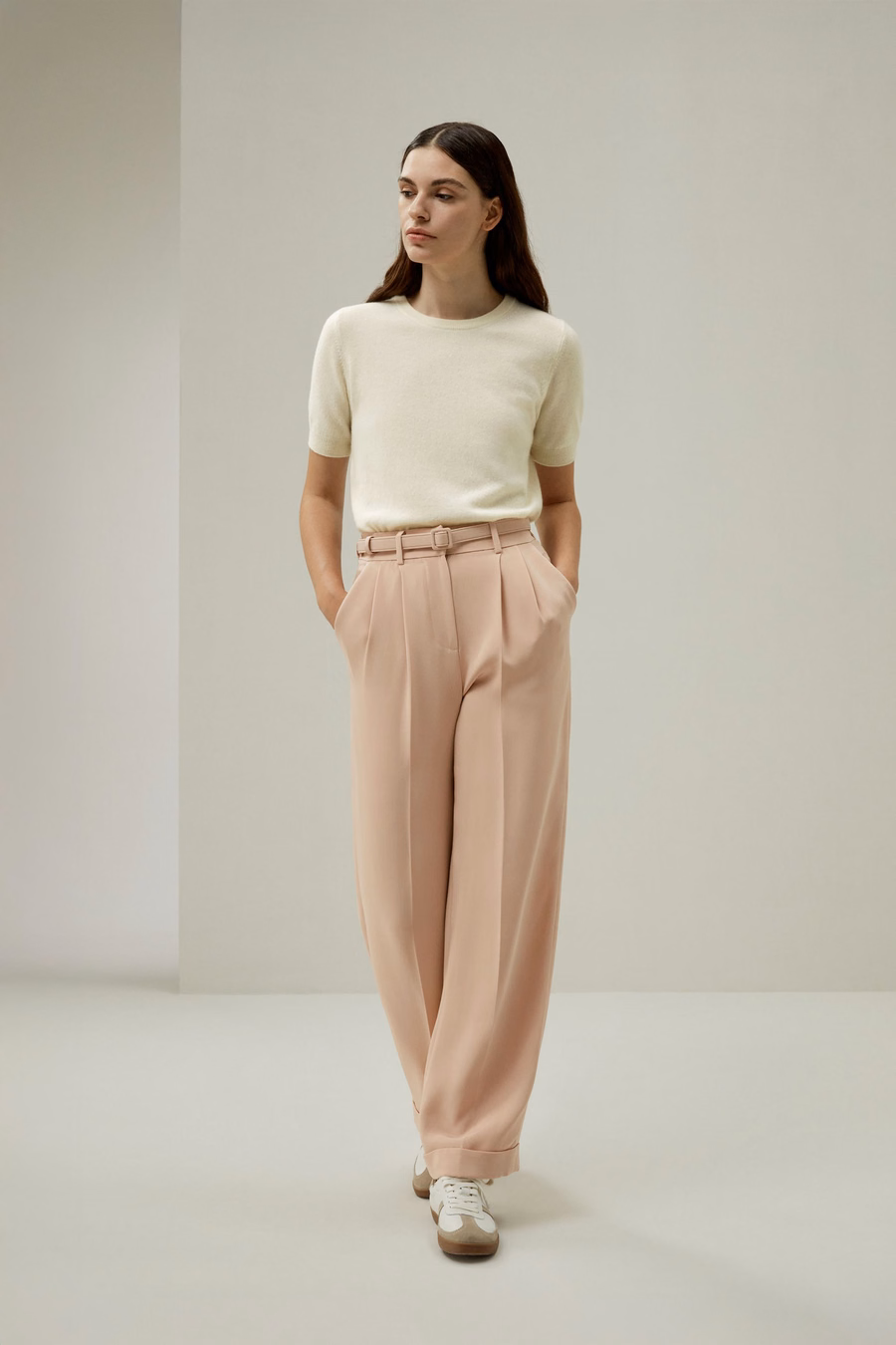 Pantalones rectos de seda color rosa caoba