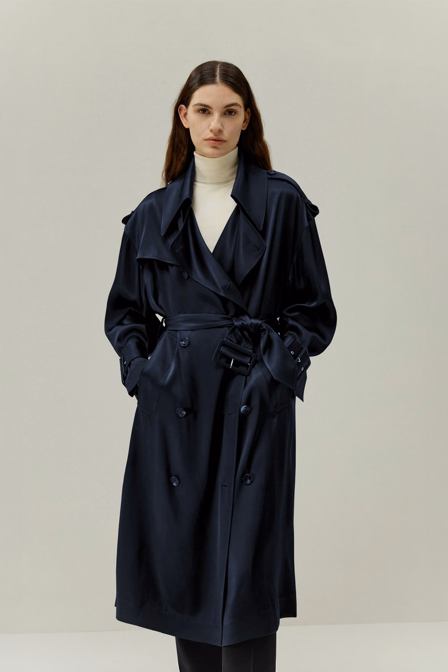 Trench oversized de seda