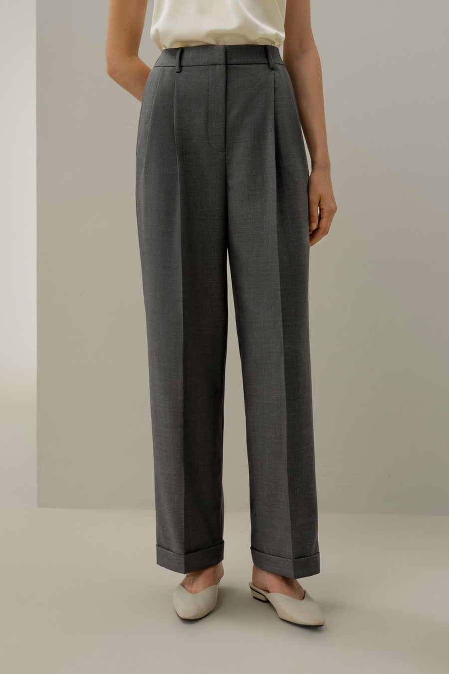 Pantalones rectos de lana y seda