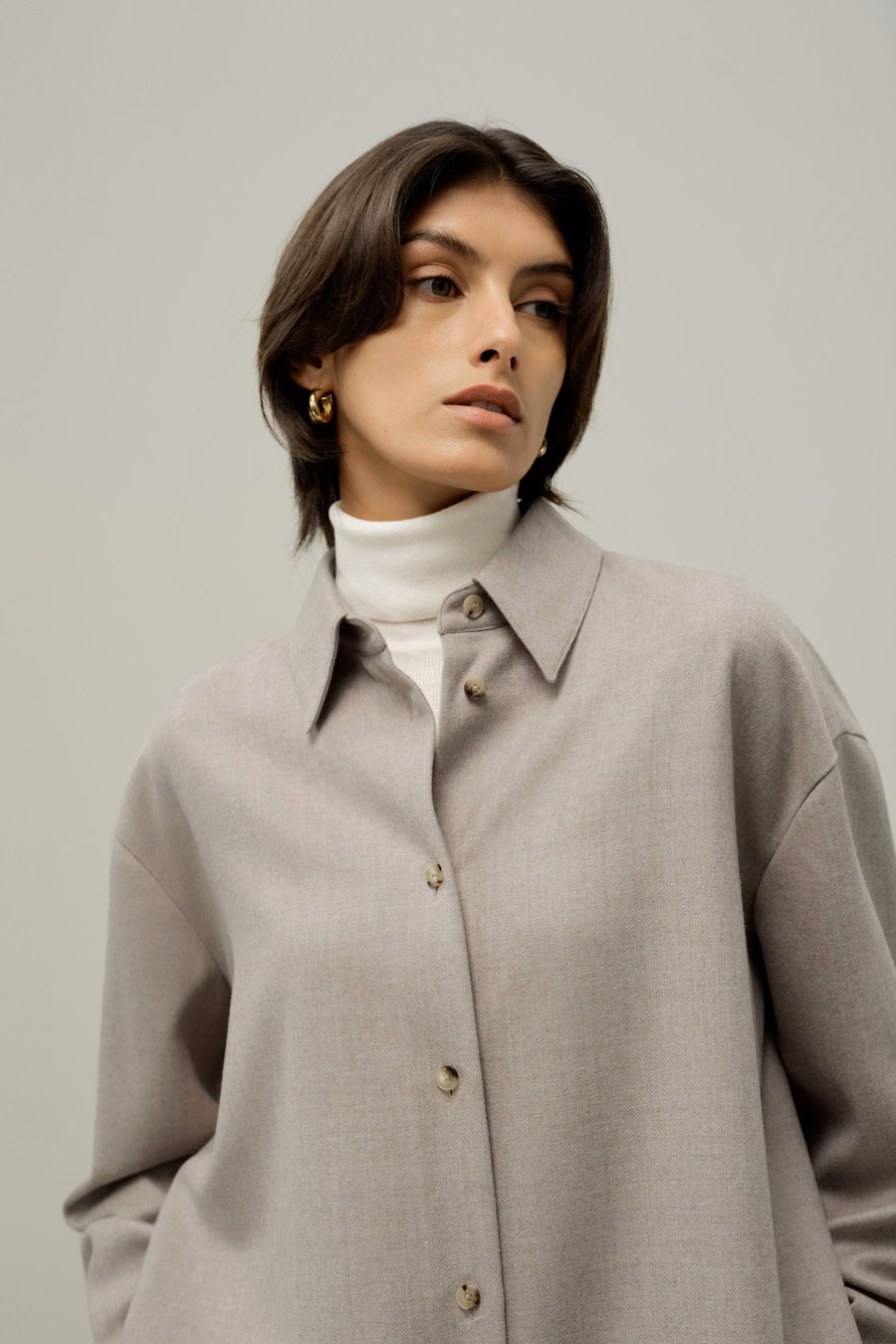 Camisa cálida de seda y lana de gran tamaño