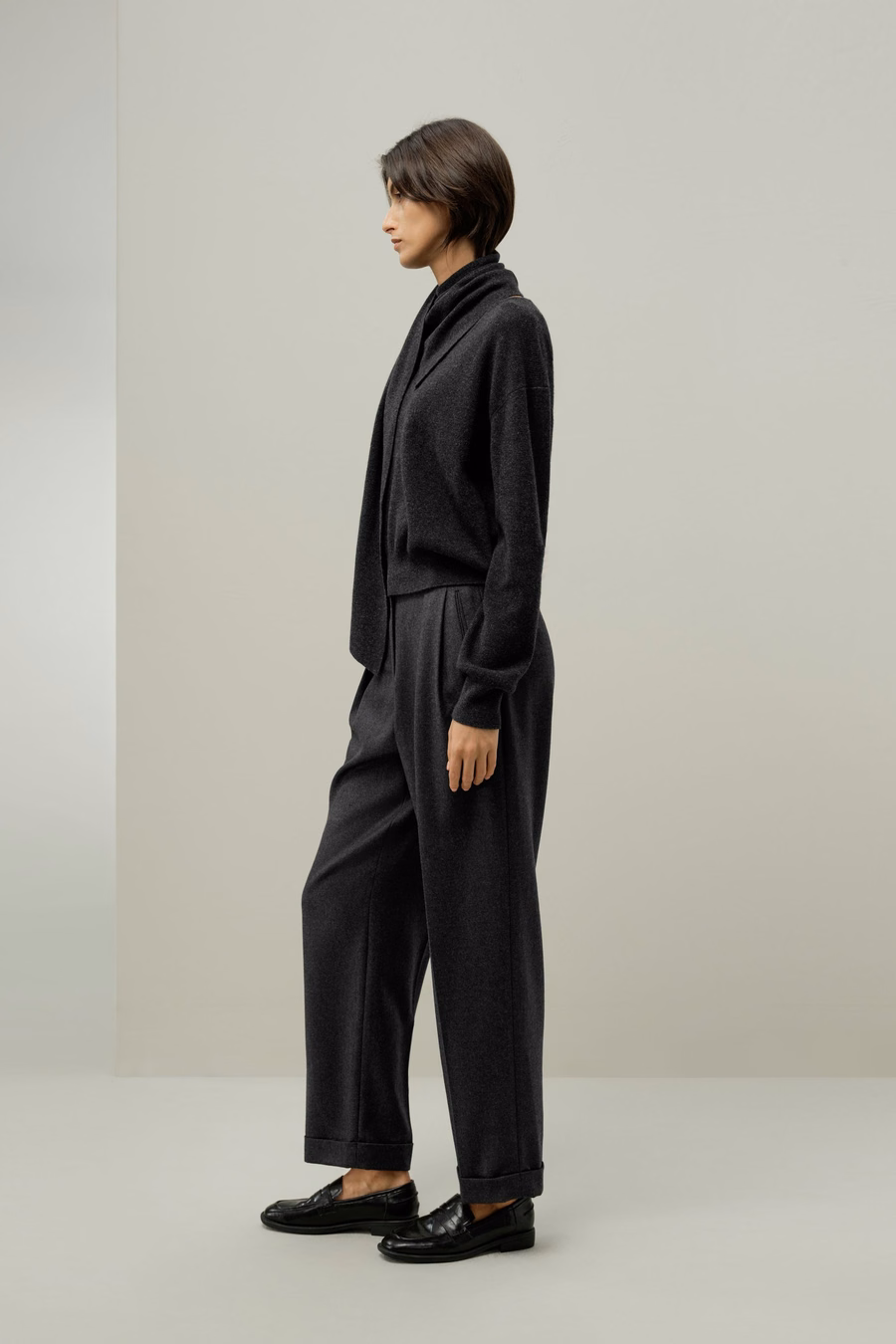 Suéter de Lana-Cashmere con Cuello de Pajarita