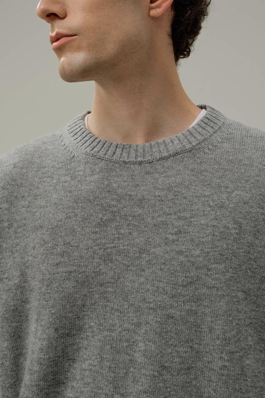 Suéter de cuello redondo de lana y cachemira durable