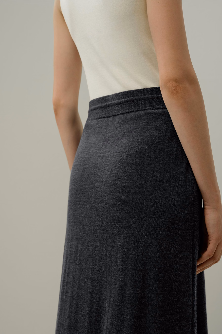 Falda Maxi de Lana Merino con Cuerda