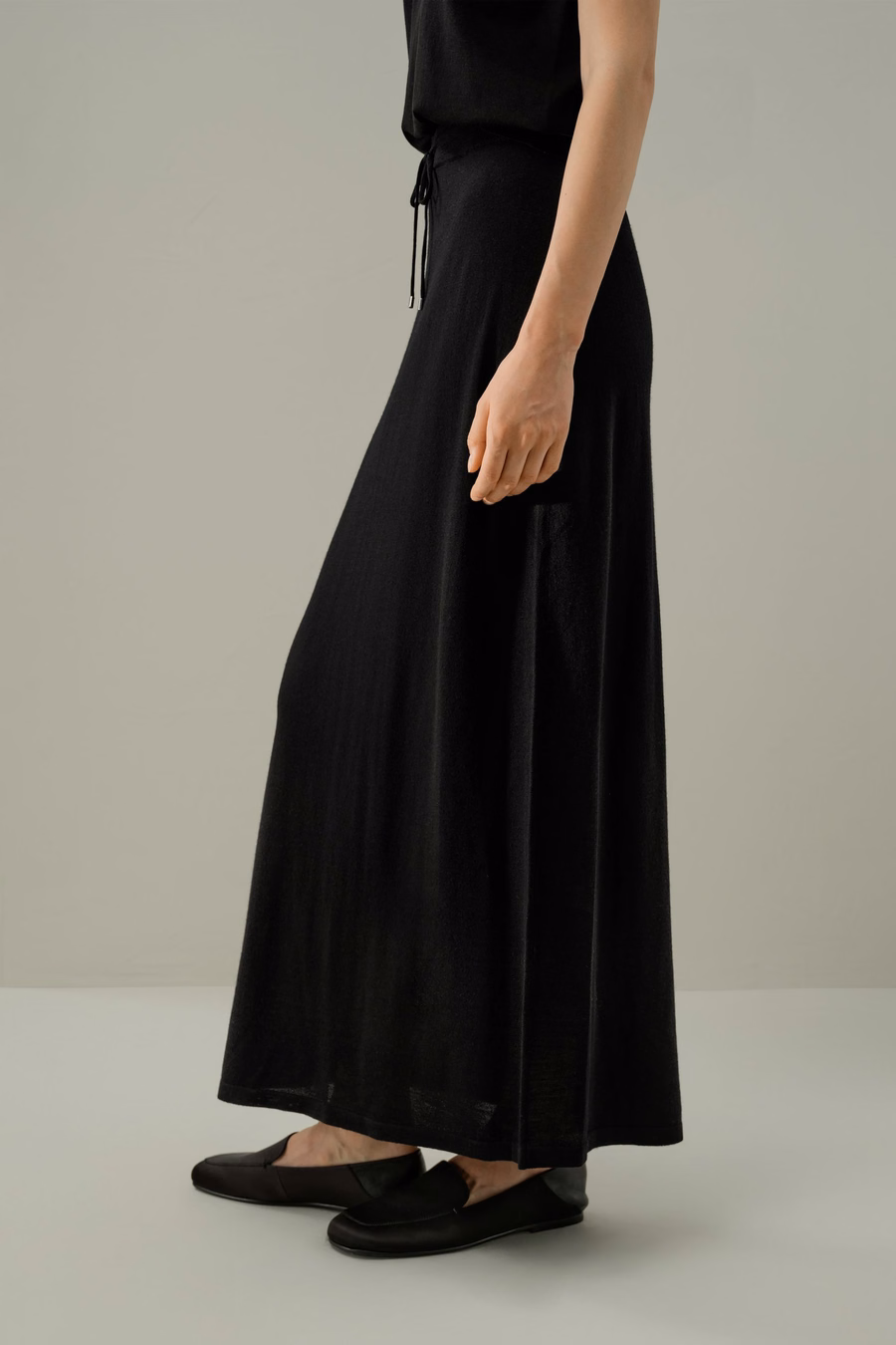 Falda Maxi de Lana Merino con Cuerda