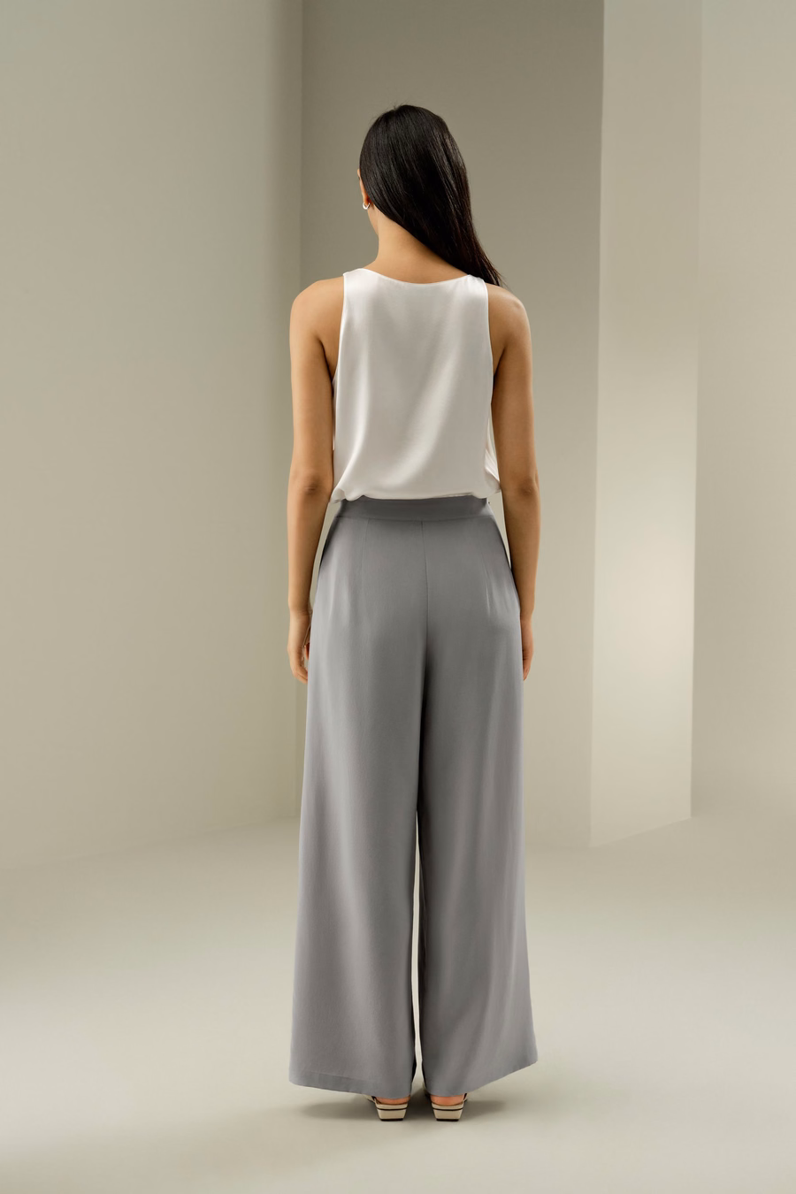 Pantalones Cortos de Pierna Ancha de Seda Lisa