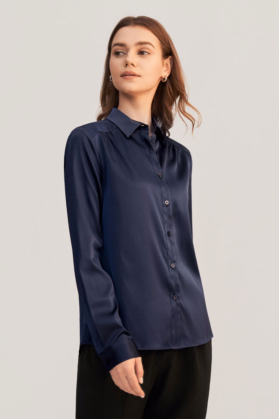 Blusa de Seda con Mangas Largas y Cuello