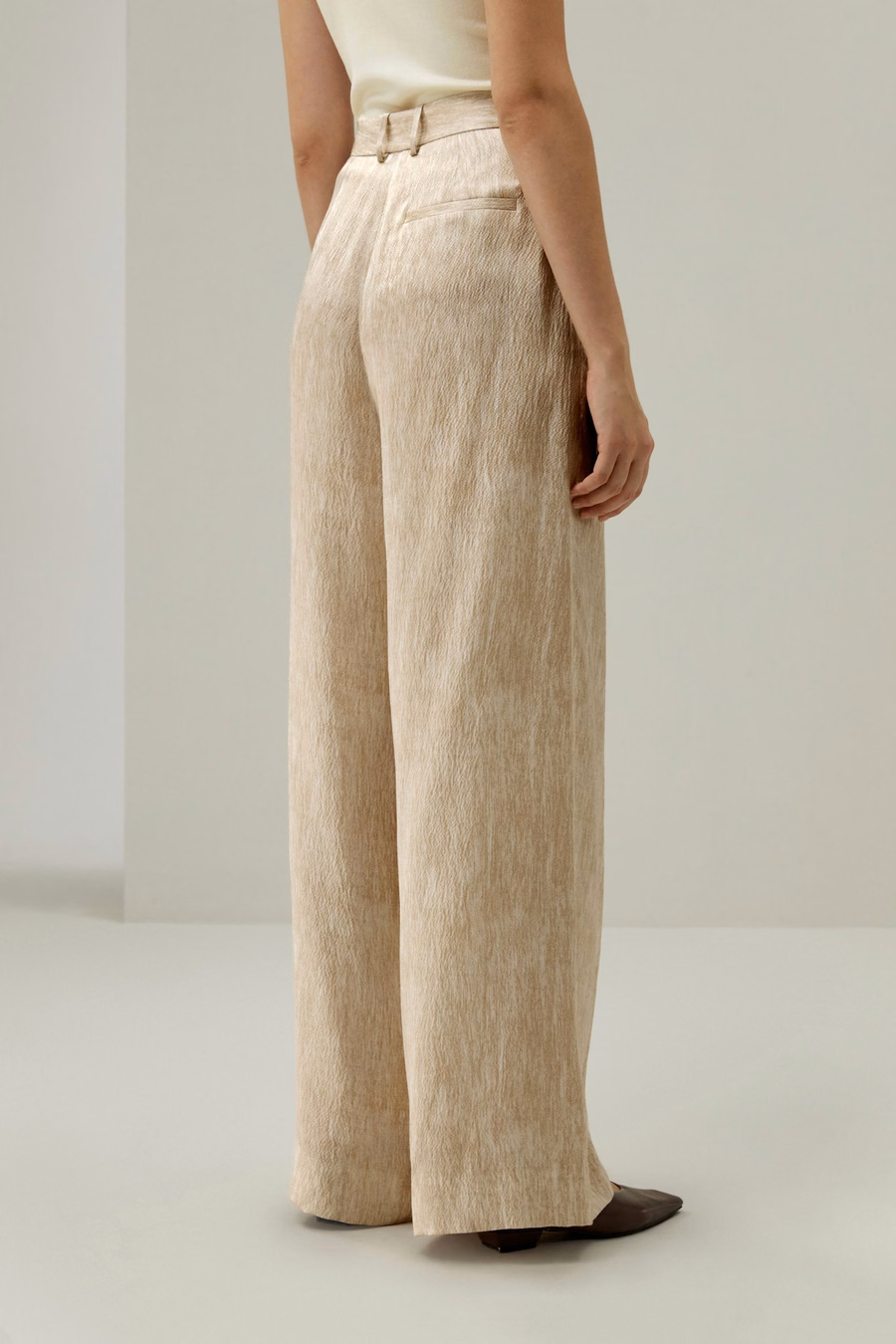 Pantalones de seda satinada perla