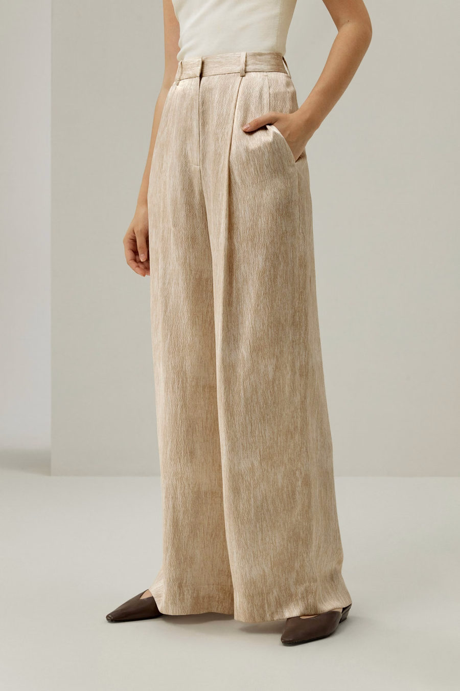 Pantalones de seda satinada perla