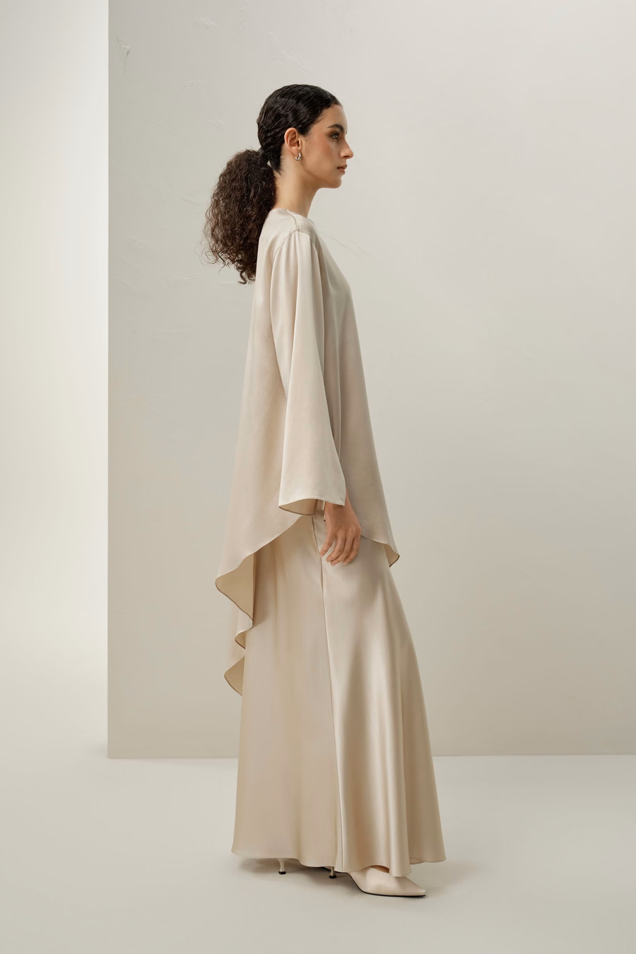 Falda Maxi A-Line de Charmeuse de Seda