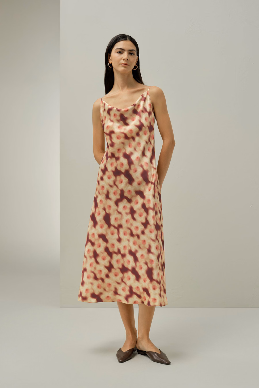 Vestido Deslizante con Estampado de Narciso - Hecho con Tela Liberty