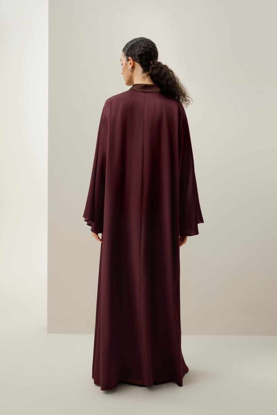 Abaya de Seda Charmeuse