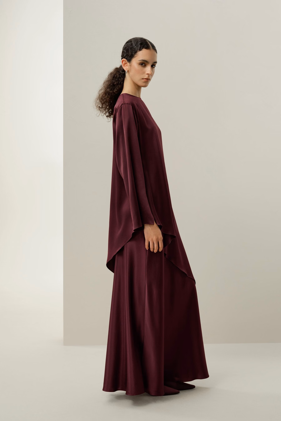 Blusa Asimétrica de Seda Charmeuse