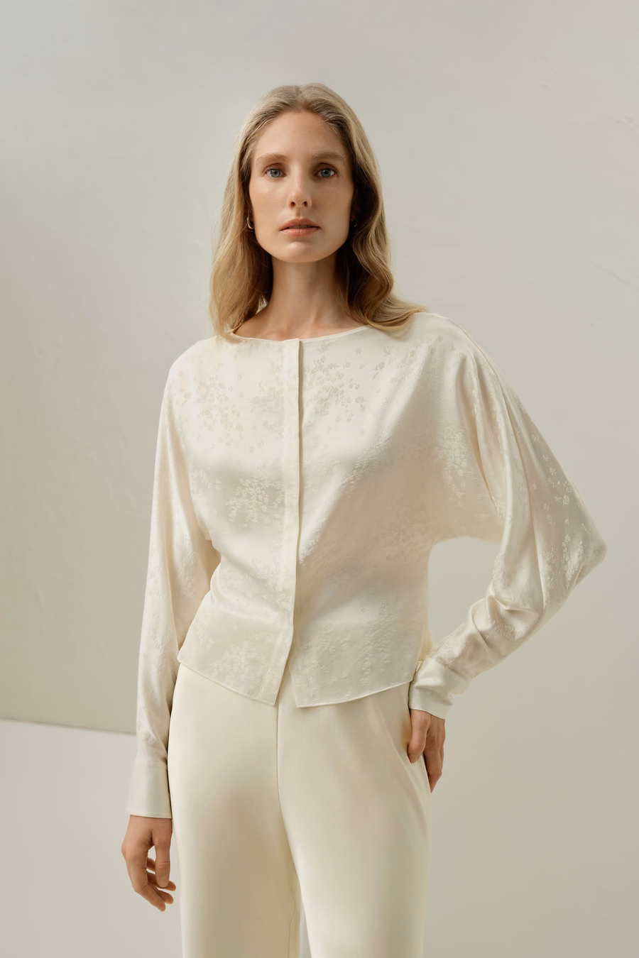Blusa de seda jacquard YING