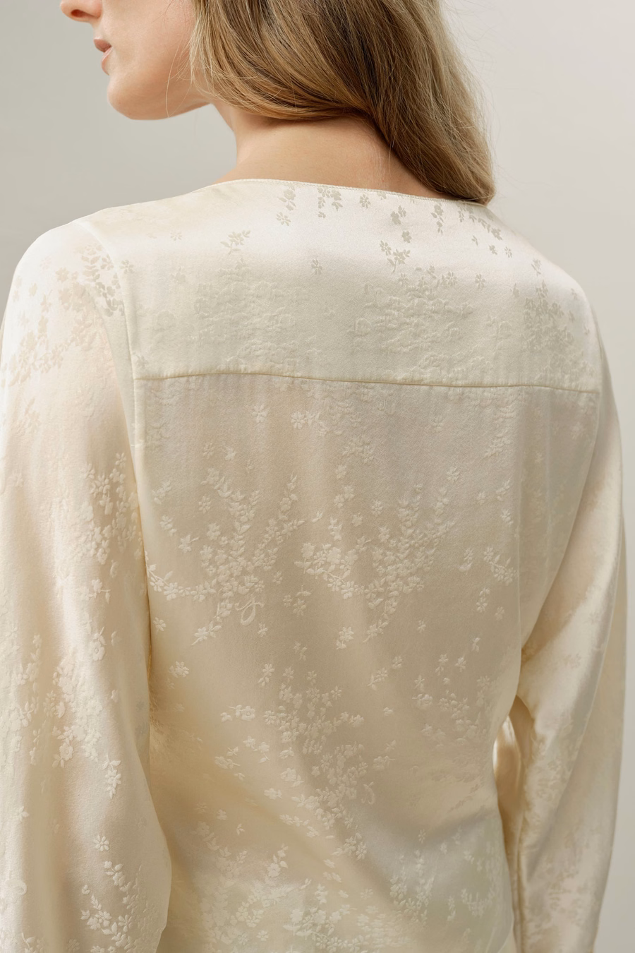 Blusa de seda jacquard YING