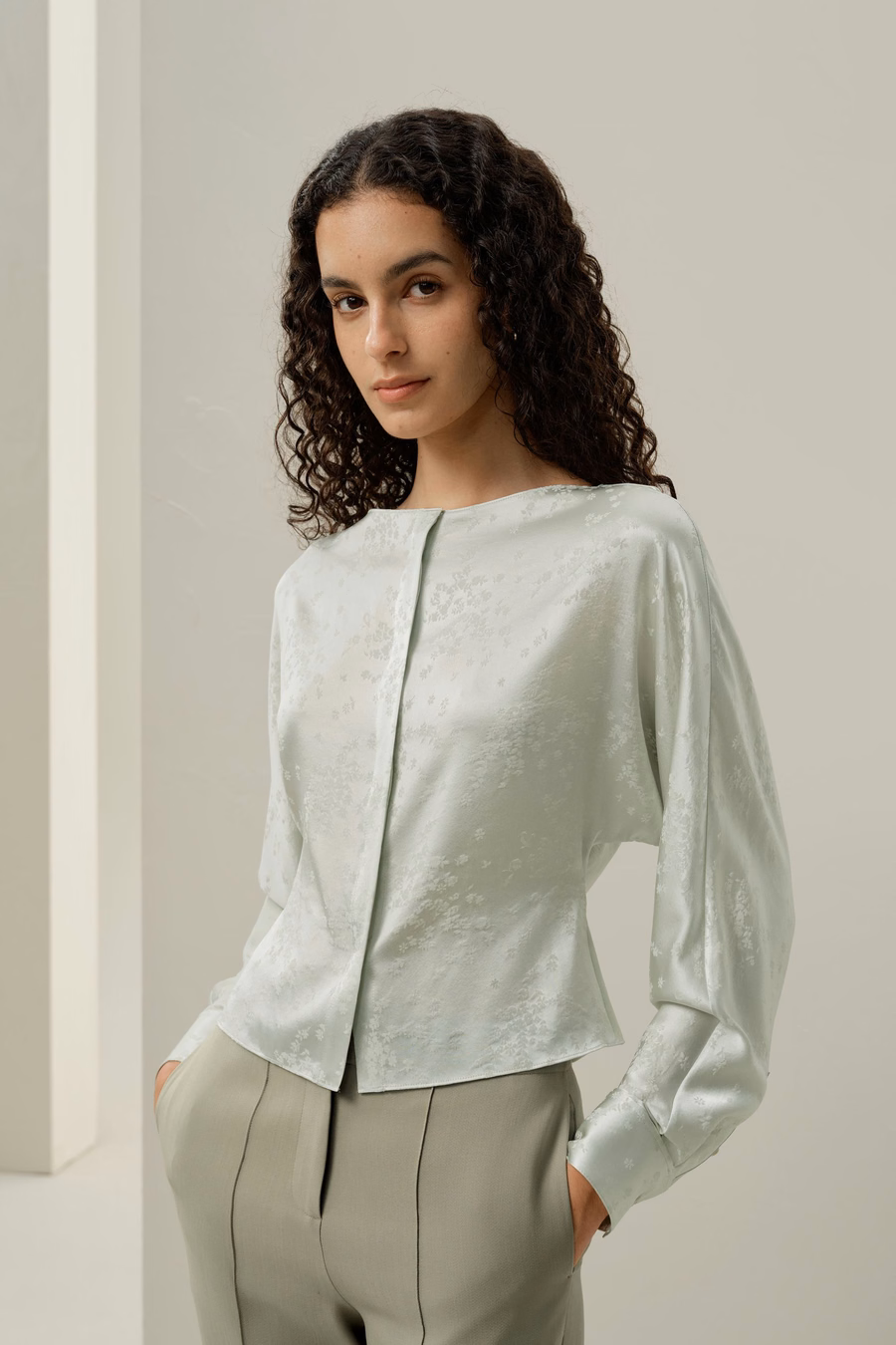 Blusa de seda jacquard YING