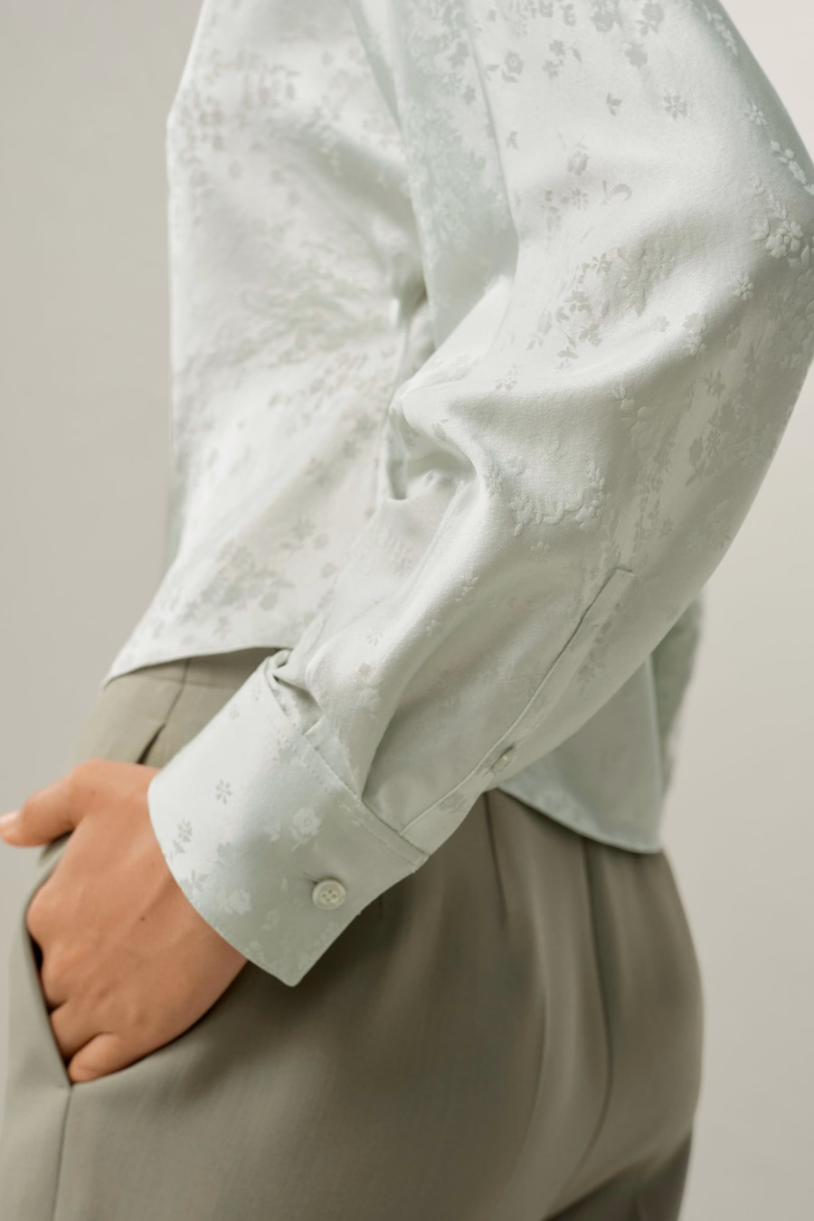 Blusa de seda jacquard YING
