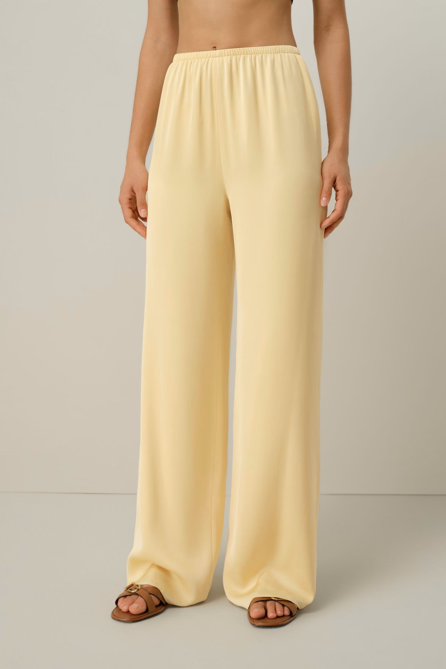 Pantalones rectos de georgette de seda elástica