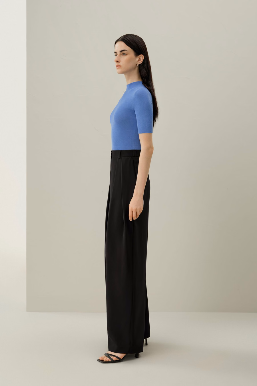 Pantalones amplios de crepé de seda elástica