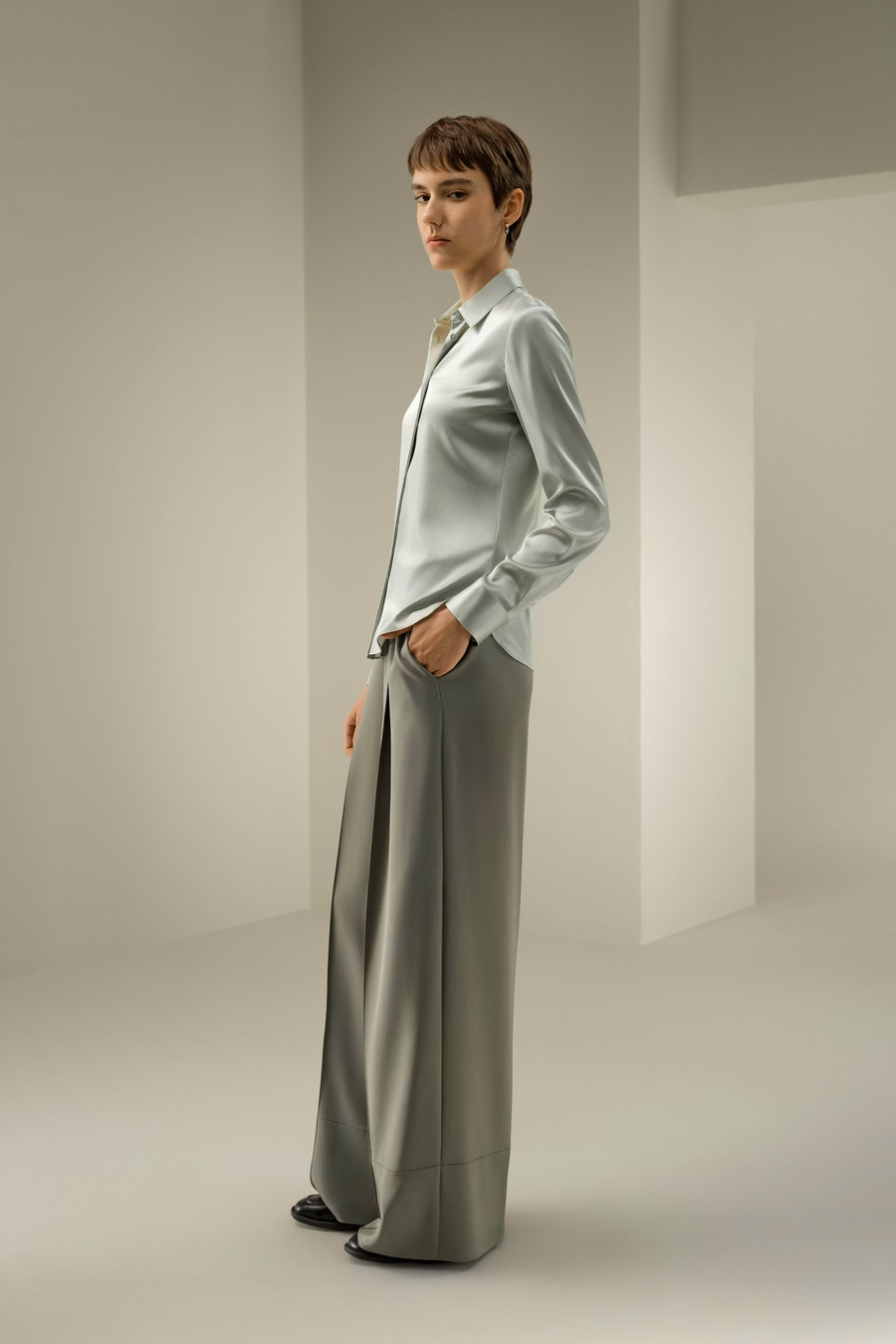 Camisa de seda elegante de corte slim