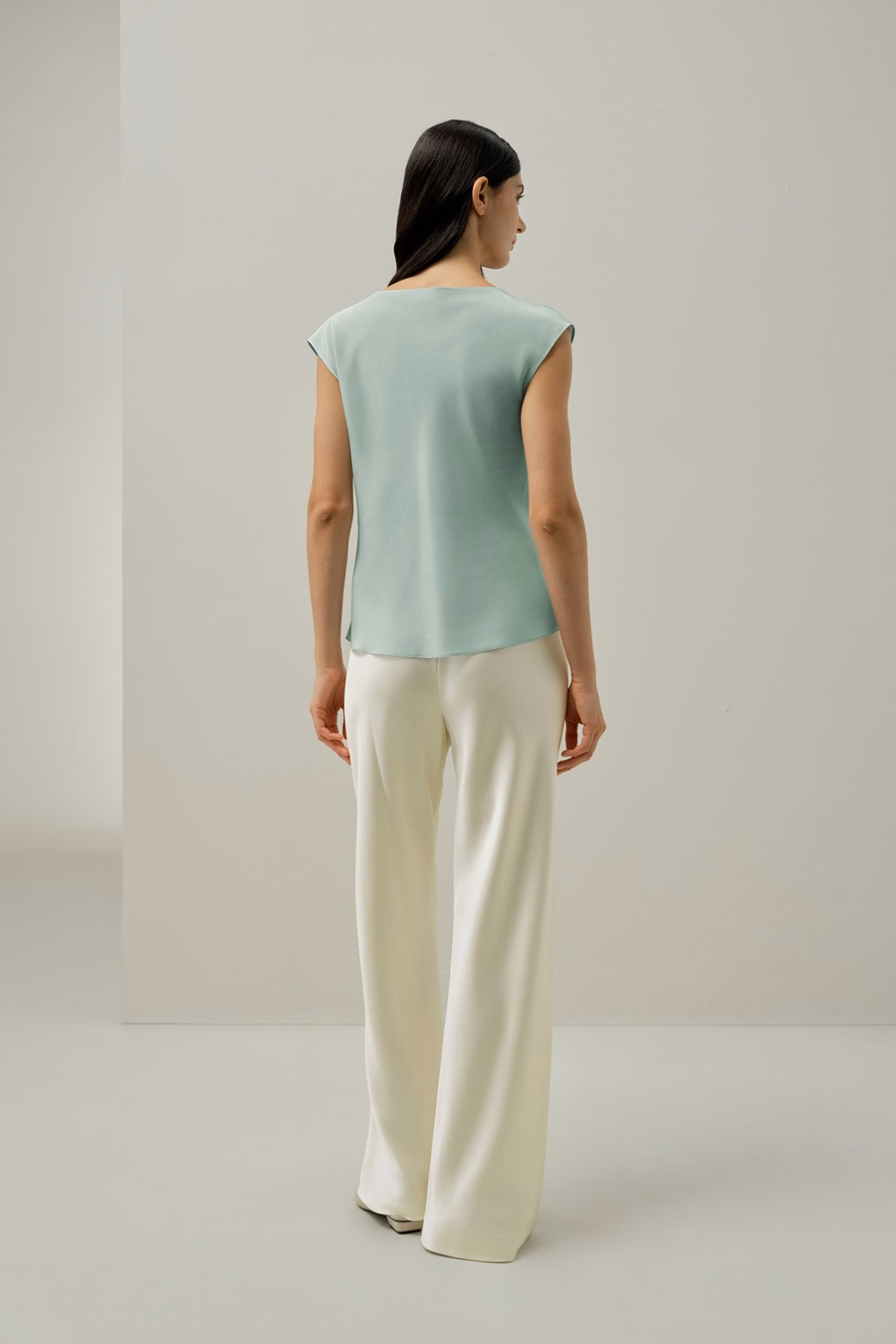 Top de Cuello de Cowl de Seda