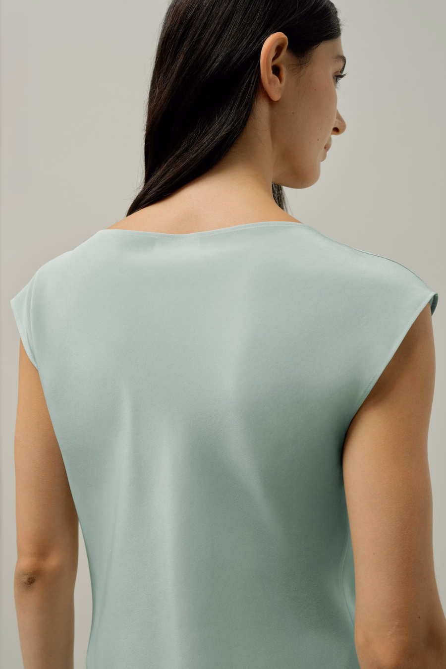 Top de Cuello de Cowl de Seda