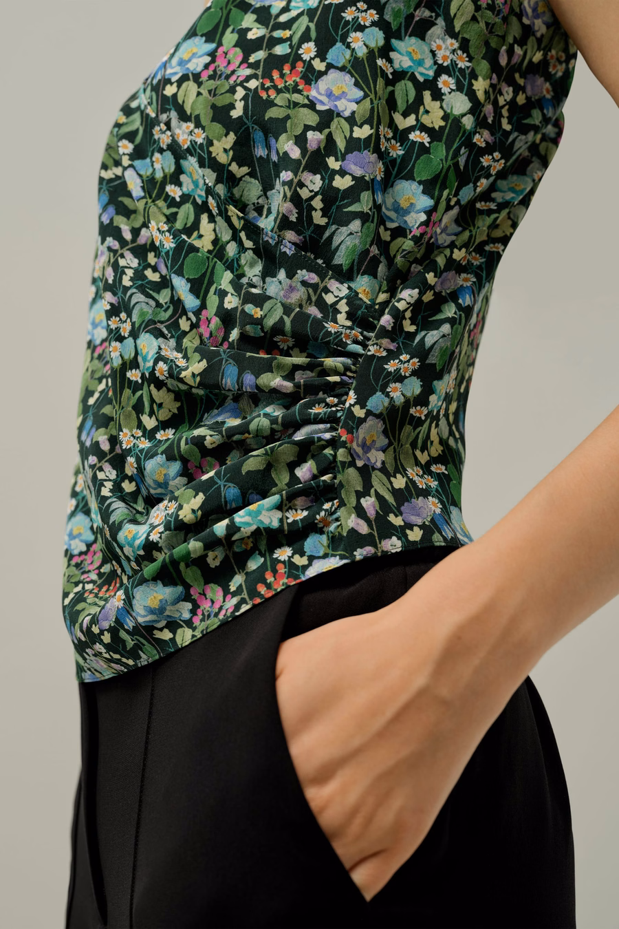 Top Camisole Fairytale Forest - Hecho con Tela de Liberty