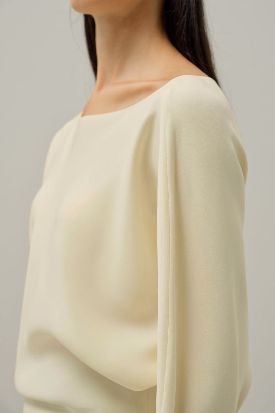 Blusa de Seda de Manga Larga con Fruncidos
