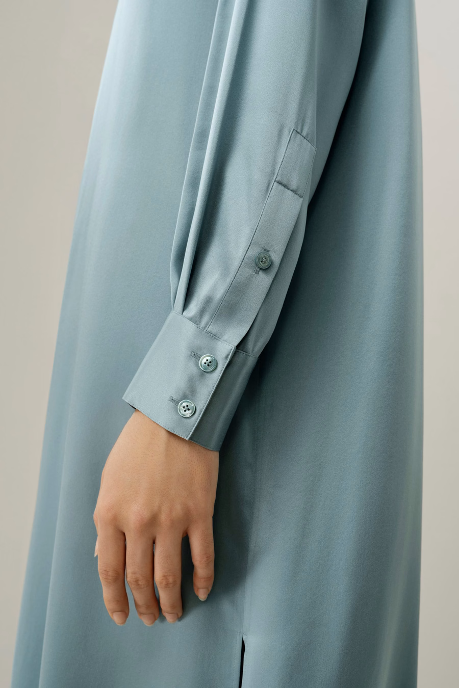 Vestido Camisero de Seda Charmeuse