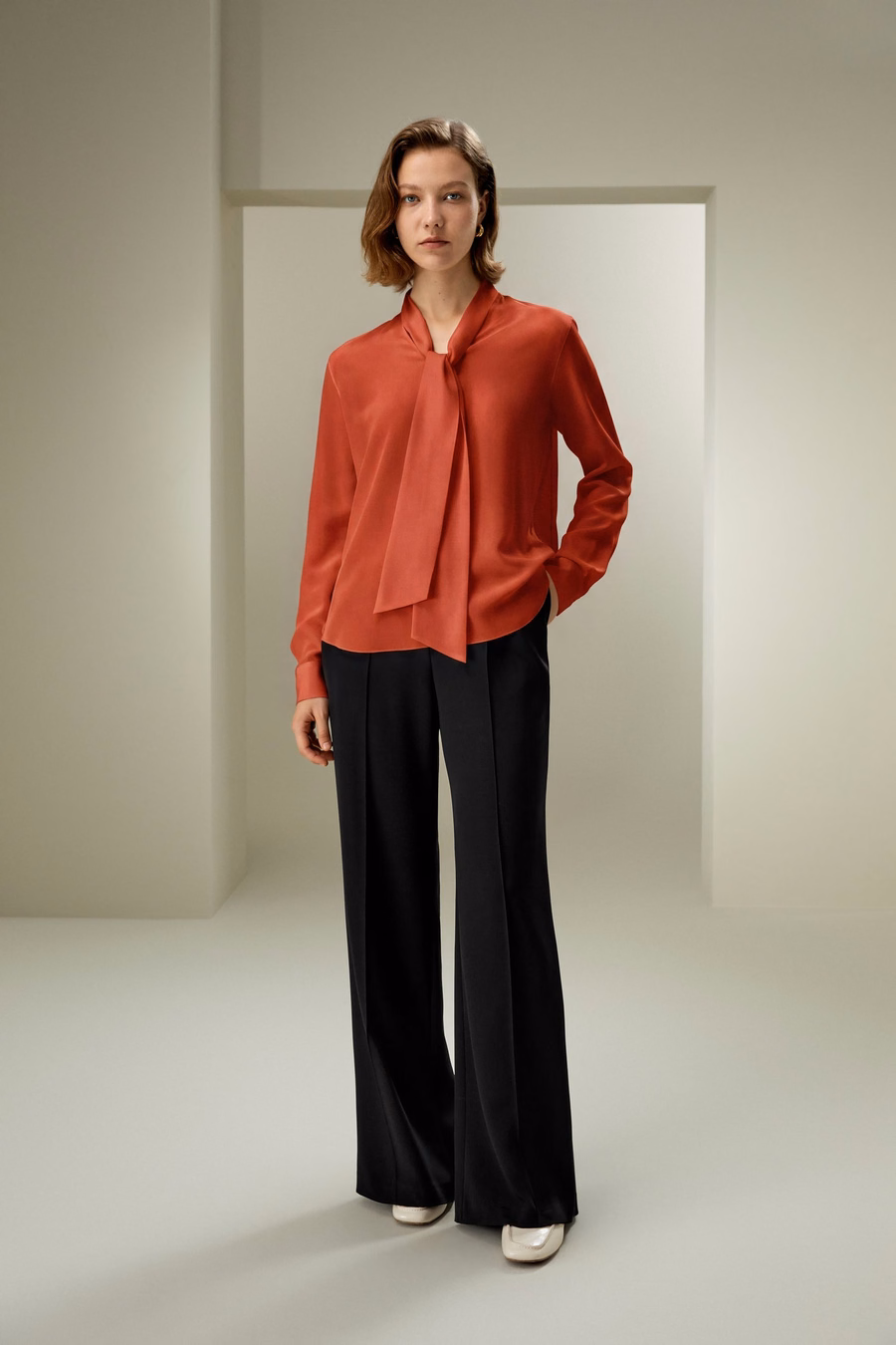 Blusa con Lazo de Seda