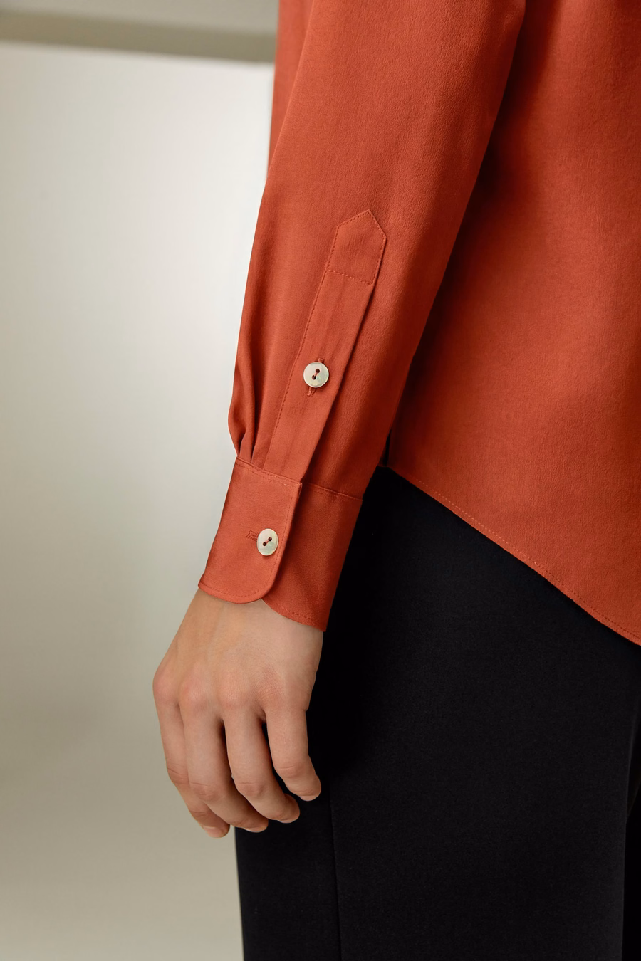 Blusa con Lazo de Seda