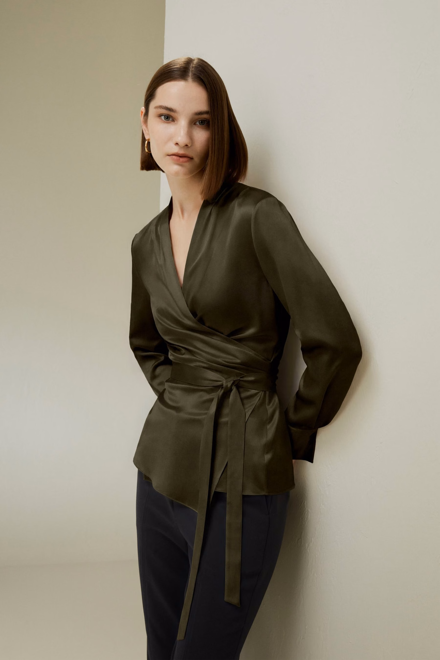 Blusa envolvente de seda