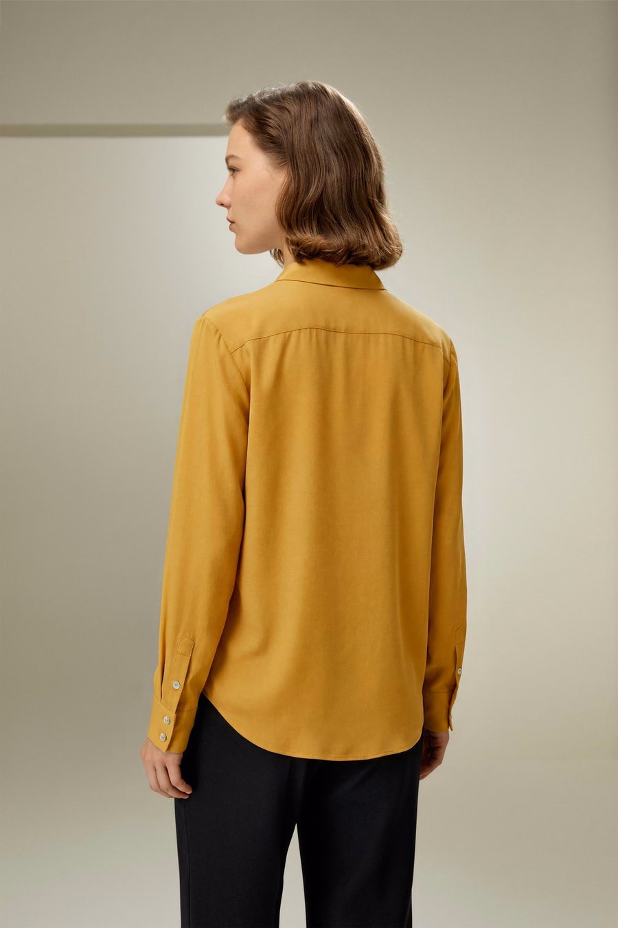Blusa con Lazo de Seda