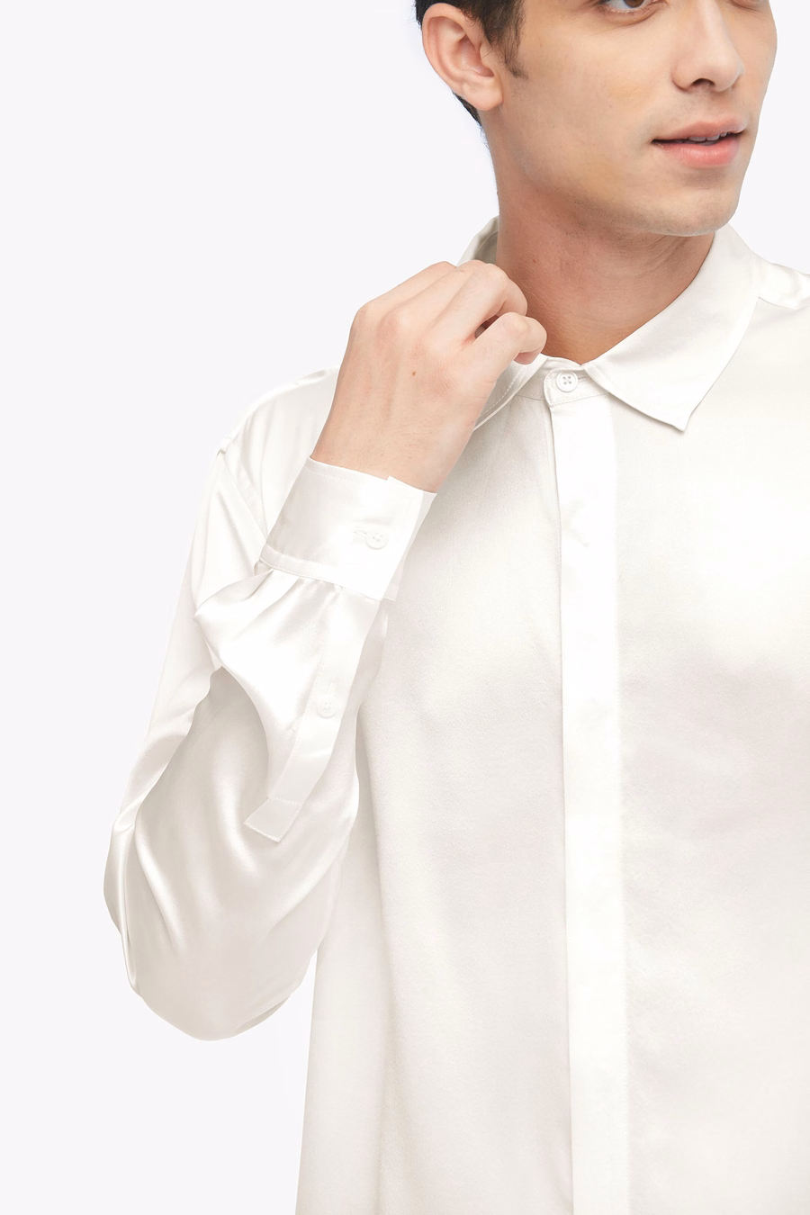 Camisa clásica de seda de manga larga para hombres